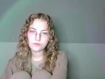 lily_tayberry on Chaturbate 