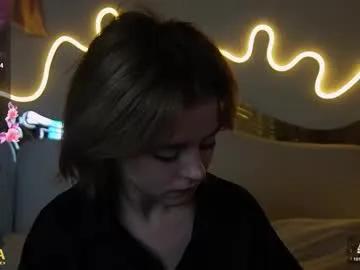 litt1e_emilyy's avatar