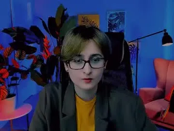 lixeluna model from Chaturbate