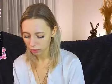 lunariabliss — GOAL:  lick lips  Hello everyone, I'm Kelly! I'm a #teen, and I love play with #lovense. I'm #18 years old, and I have #bigboobs and a #skinny body. [19 tokens remaining]