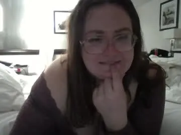 lux_anne — Guess who's back? #hugetits #inmate #hotel #messy