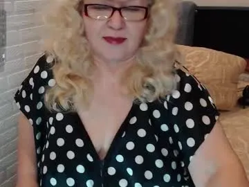 marinaabysss — Multi Goal: love to feel you inside me... [80 tokens left] #bbw #bigtits #mature #milf #curvy