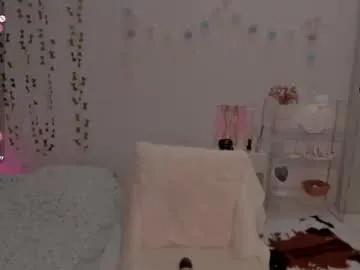 mary_tim — Lush/Domi workTopless 3min<3 #latina #teen #young #bigboobs #lovense  [95 tokens remaining]