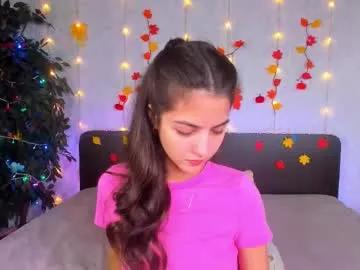 milana_crystal_ on Chaturbate