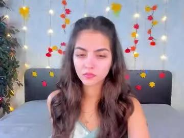 milana_crystal_ on Chaturbate