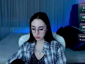 miss__linn on Chaturbate