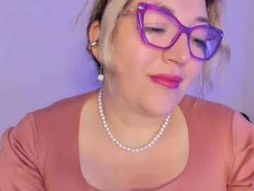 naty__mature_ on Chaturbate