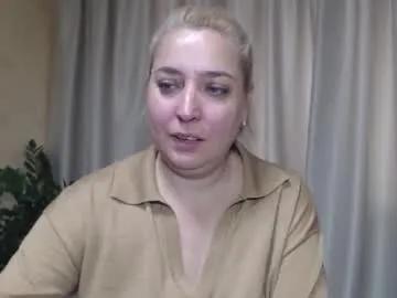 ohsweetiren on Chaturbate