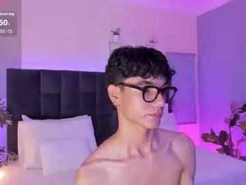 phillicious_ — GOAL: show cum [888 tokens remaining] Welcome to my room! #skinny #young #18 #twink #femboy