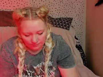 puffybun model from cb