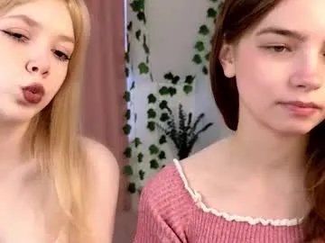 rochelle_dolly model from cb