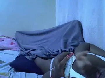 sassy_bella on Chaturbate