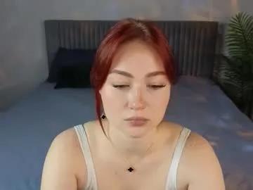 scarlett_r0se — breast massage through top [66 tokens left] Hi everyone, my name is Scarlett, I'm #new here and it's my second day. Please support me. #18 #teen #nonude #redhead