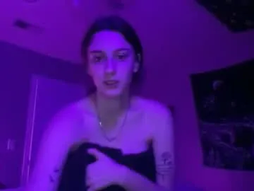 skinnyangel21 model from cb