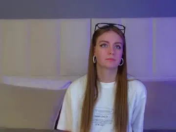 sofiasarvain model from cb