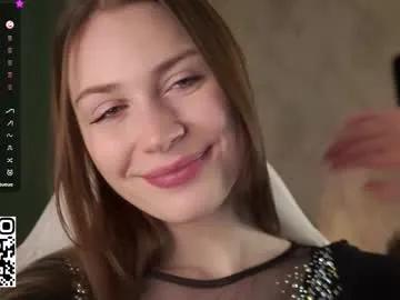 stella_of_steel — Take off my panties #natural #smile #shy #tease #smalltits [80 tokens remaining]