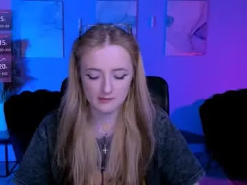 tender_louise model from cb