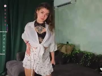 tinnymollys01 on Chaturbate 