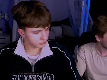 travis_wolf_ on Chaturbate