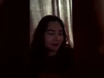 valevaweheart model from cb