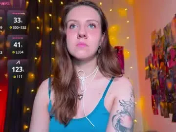 violettmo0n model from cb