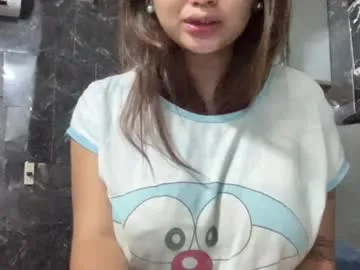 xtremelyasian model from cb