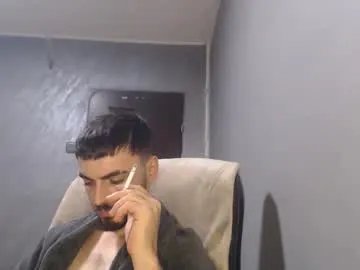 xxxdonpuiuuxxx on Chaturbate 