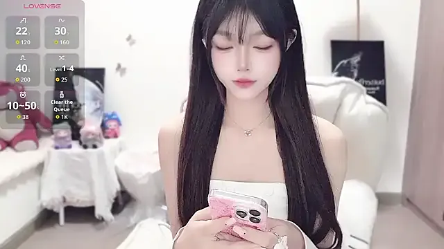 -EEBABY on StripChat