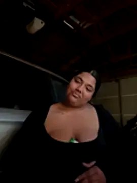 1n0nlythroat on StripChat 