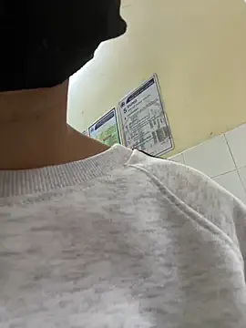 __Saphia__ on StripChat