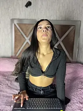 AlanaMartinez_Pink on StripChat