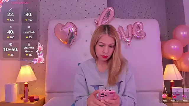 AlexaFoxx_