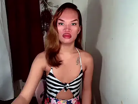 amandareddragon on StripChat