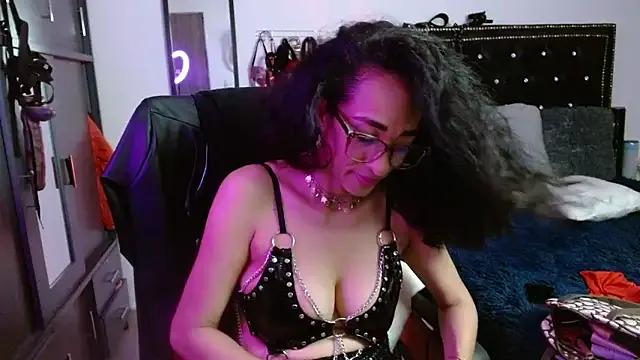 AmelieMartinez's avatar