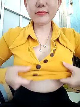 Ana-love2025 on StripChat 