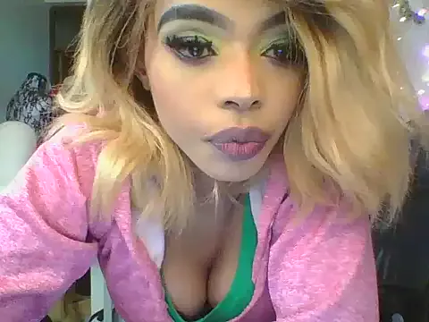 Anaconda2350 on StripChat