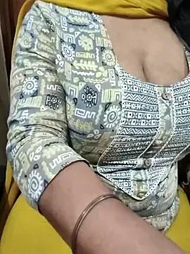 Anamika_Kapoor on StripChat 