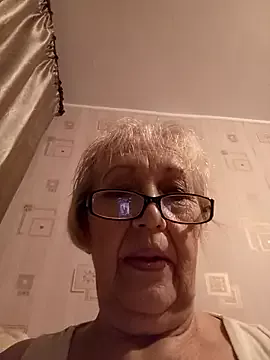 Anatolia5961 on StripChat