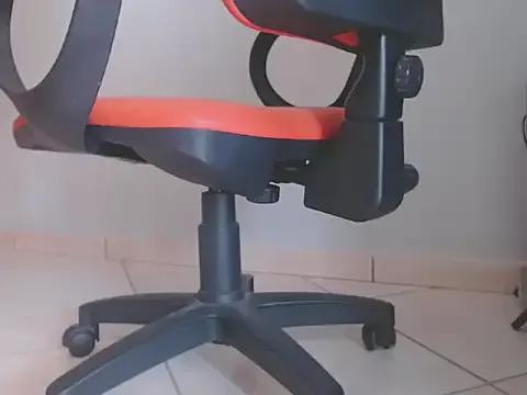 angeldevil193 on StripChat