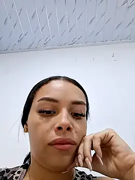 Ann_Onii on StripChat