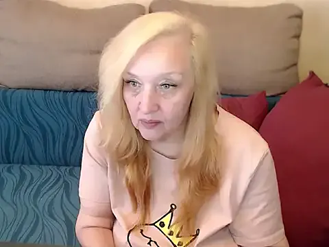ANNAMATURE54 on StripChat