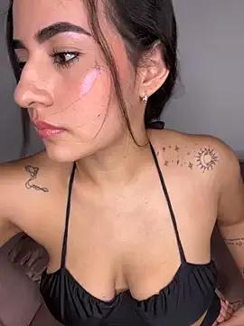 anniesweet02 on StripChat