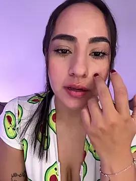 anniesweet02 on StripChat