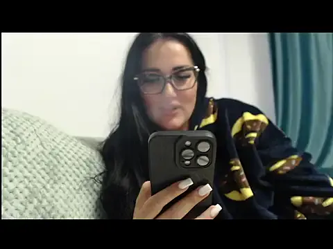 AnyEvyy model from StripChat