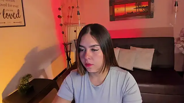 ArianaBaker on StripChat