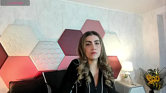 AriaRous on StripChat