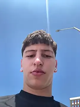 ARON_LUXX model from sc