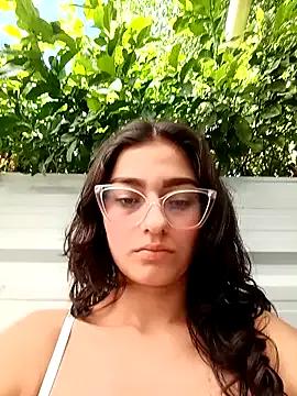 Ary-18 — I take off mytopand my friendgivesmetits