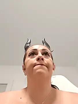 AvaNastyMilf on StripChat 