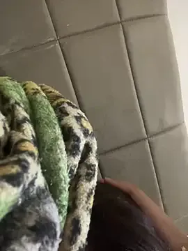 aylanaa on StripChat